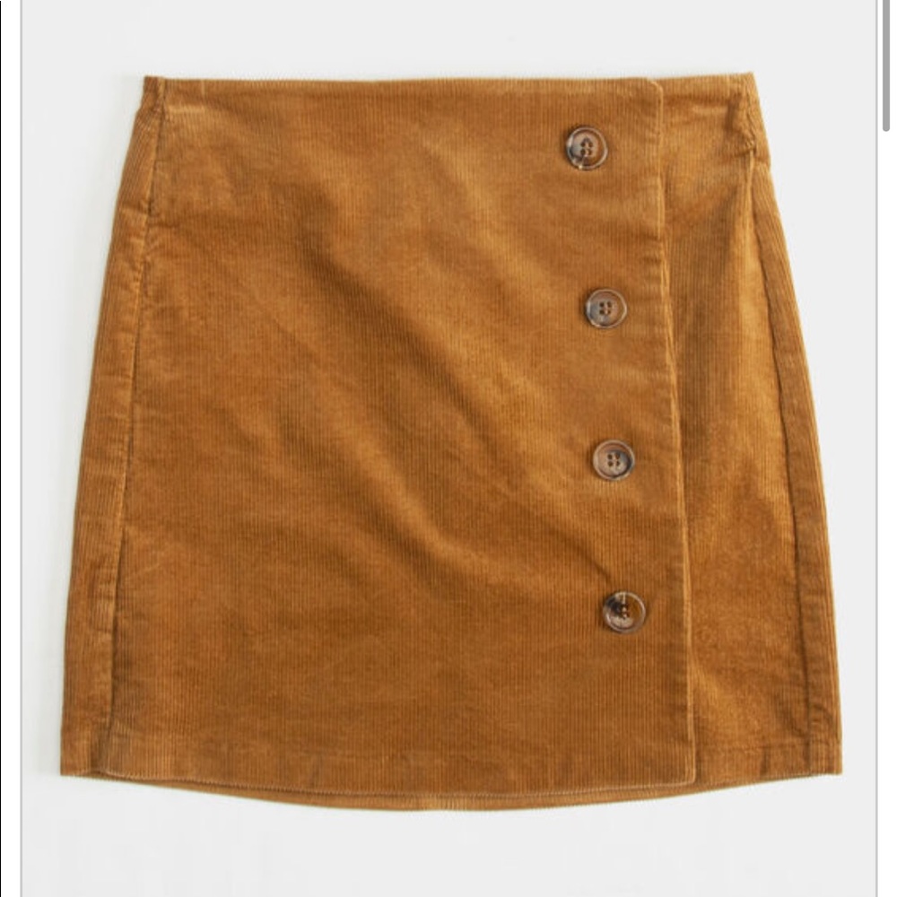 Rewash- NWOT Button front corduroy skirt